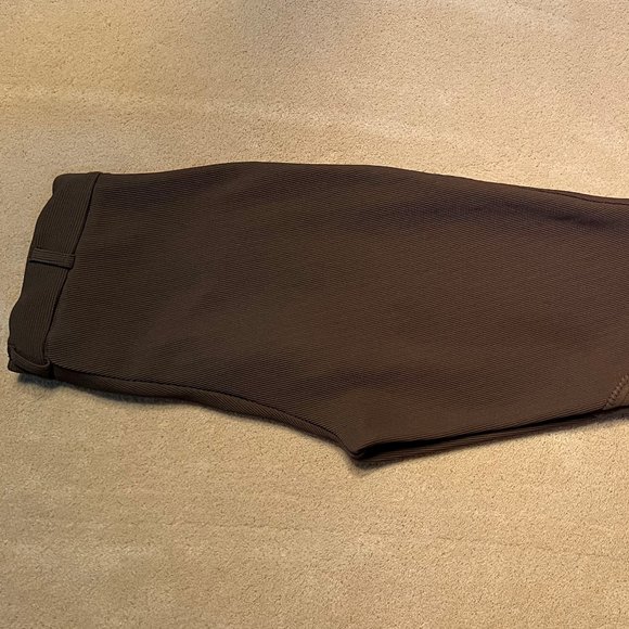TuffRider Chocolate Brown Ribbed Knee Patch Breeches - Picture 2 of 4